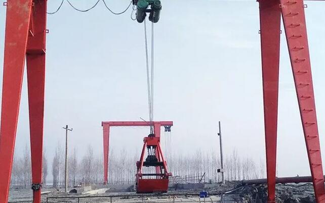 電動(dòng)葫蘆抓斗門(mén)式起重機(jī)電機(jī)為什么會(huì)發(fā)生飛車(chē)問(wèn)題?實(shí)際現(xiàn)象是啥?