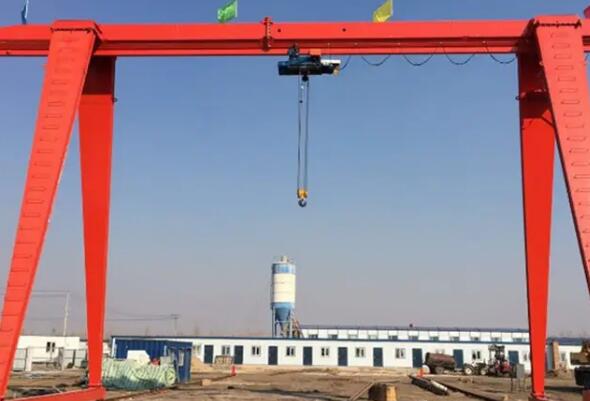 5噸龍門吊的價(jià)格、5噸龍門吊廠家提供詳細(xì)報(bào)價(jià)