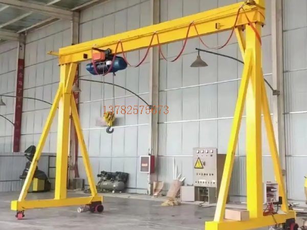 在什么情況下需要對龍門吊門式起重機進行維修和檢修？